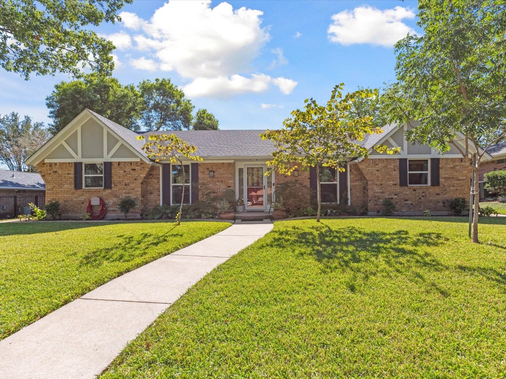 110 Roma Drive Duncanville TX 75116