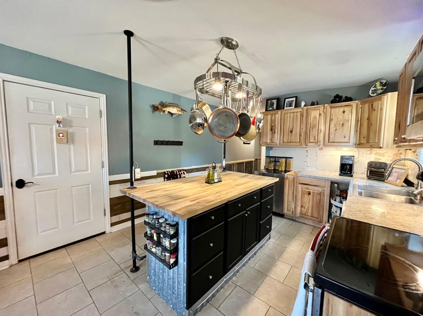 299 Private Road 1452 Chico TX 76431
