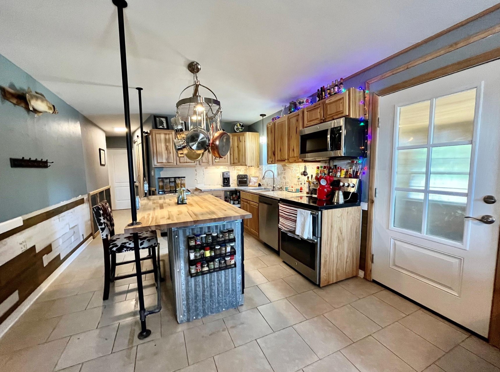 299 Private Road 1452 Chico TX 76431