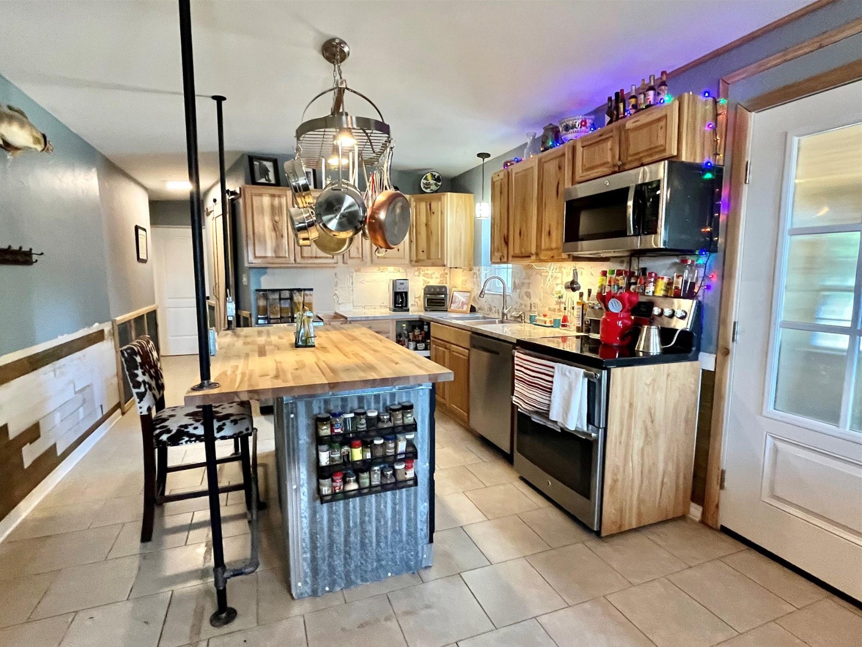 299 Private Road 1452 Chico TX 76431