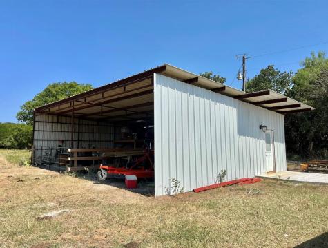 299 Private Road 1452 Chico TX 76431