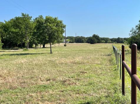 299 Private Road 1452 Chico TX 76431