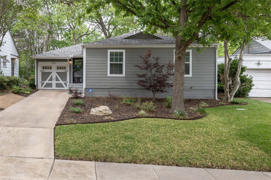 4204 Donnelly Avenue Fort Worth TX 76107