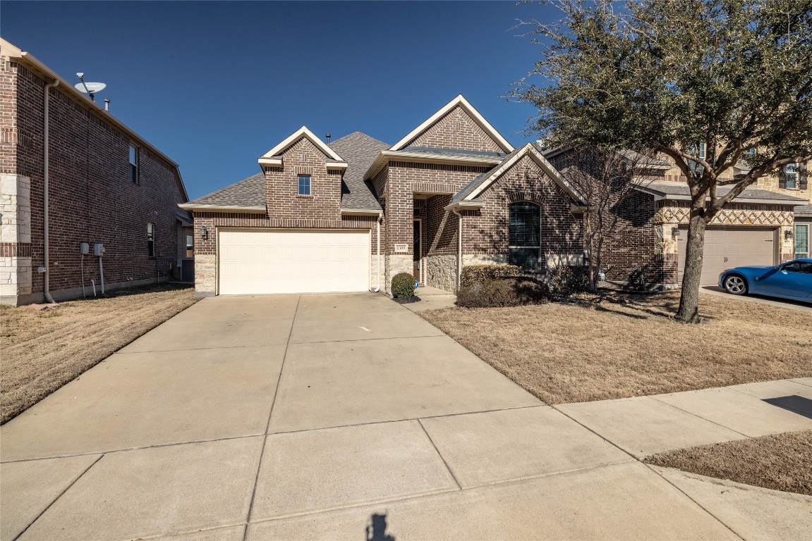 1309 Realoaks Drive Fort Worth TX 76131