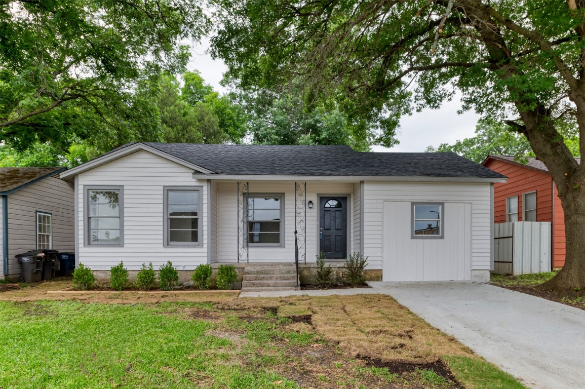 1213 W Broadus Avenue Fort Worth TX 76115