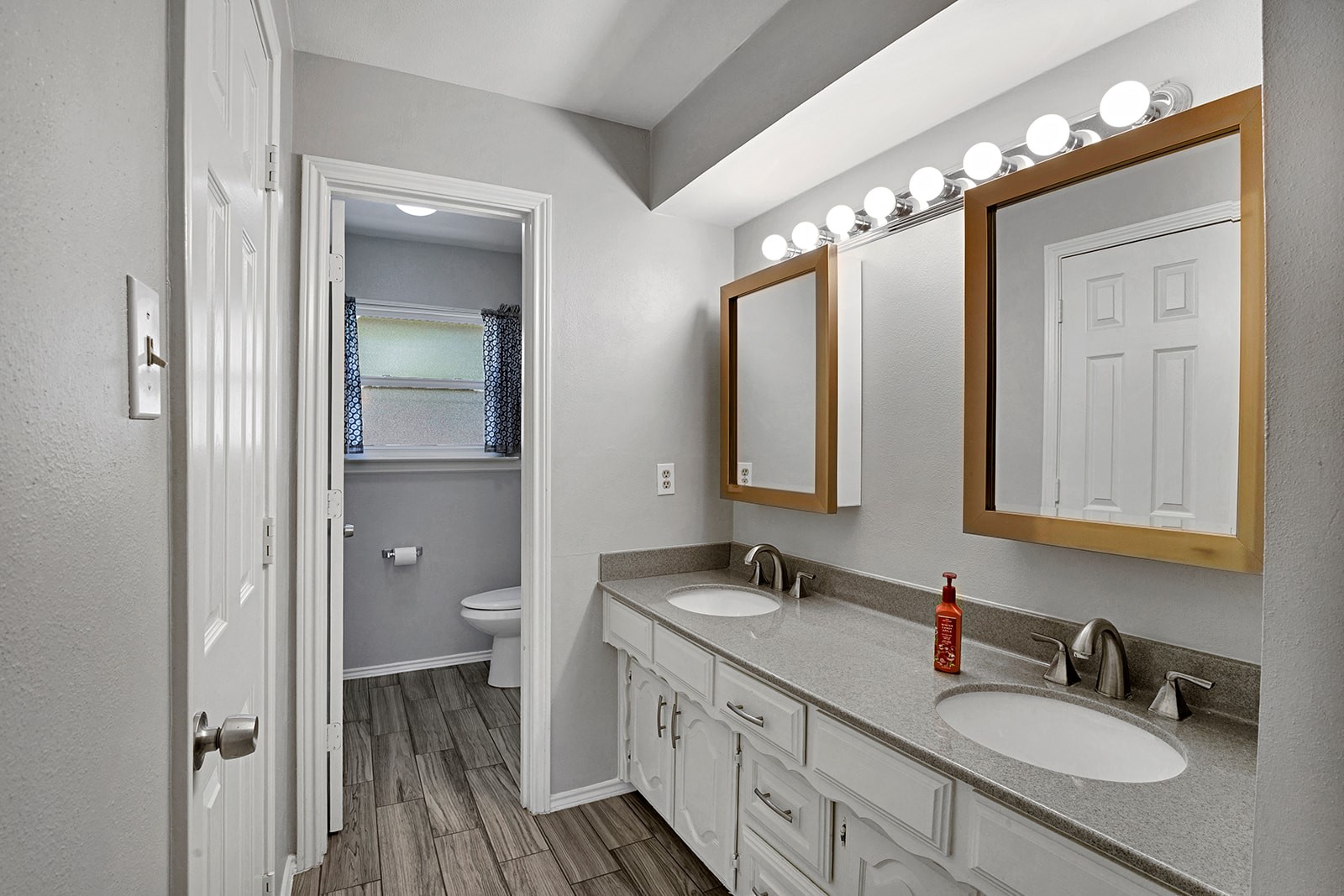 1600 Hearthstone Drive Plano TX 75023