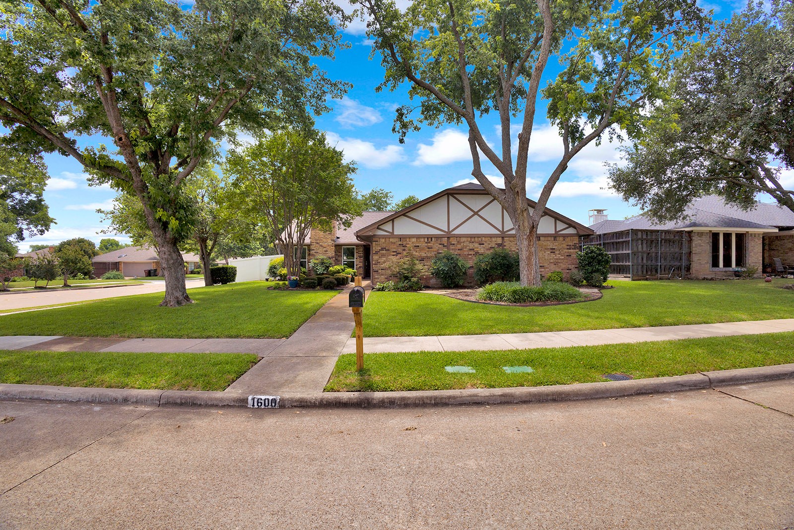 1600 Hearthstone Drive Plano TX 75023
