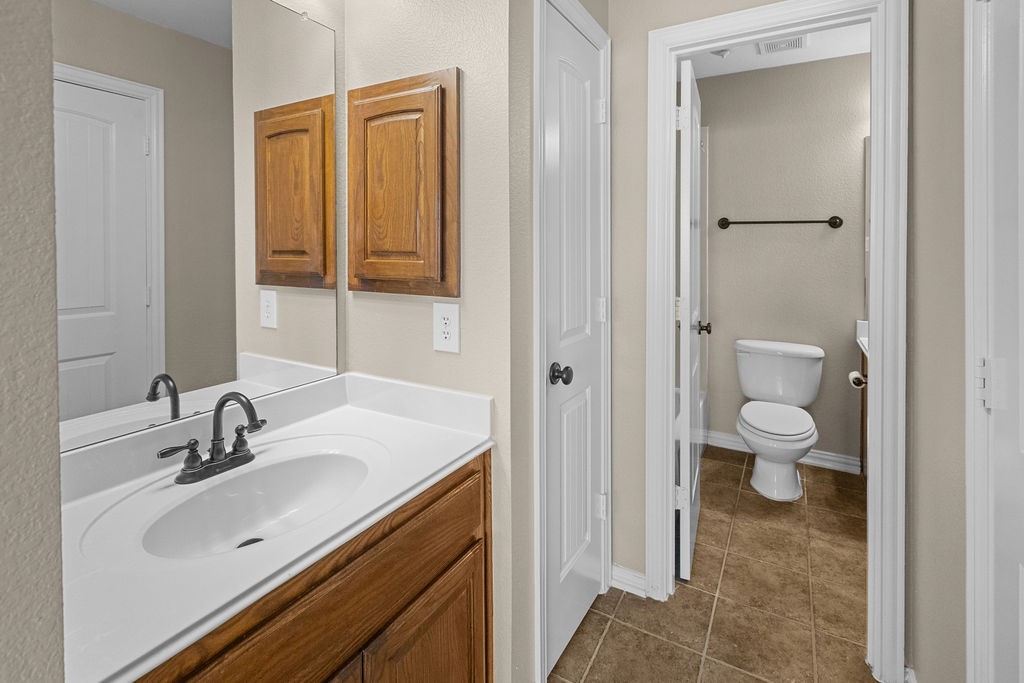 4004 Hook Bill Drive Mckinney TX 75072