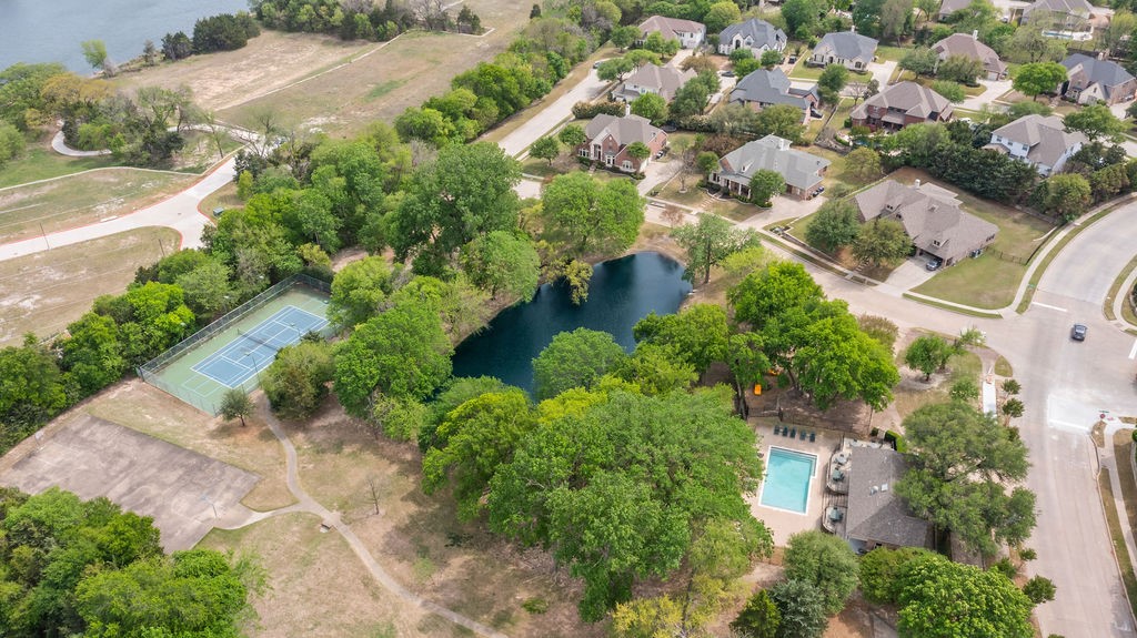 4004 Hook Bill Drive Mckinney TX 75072