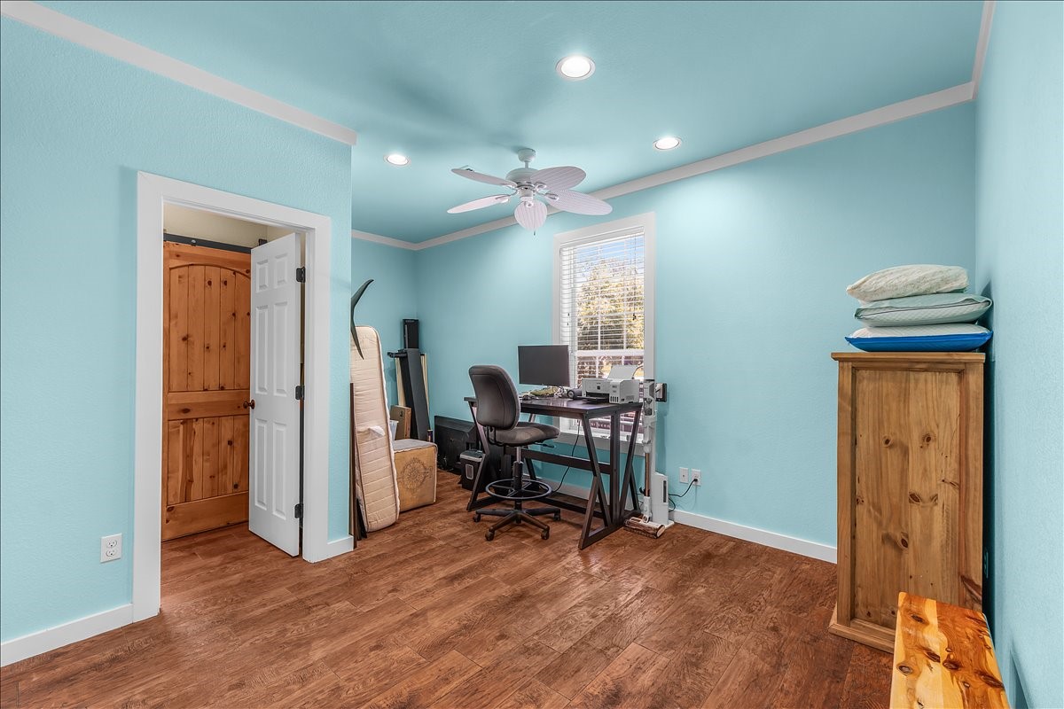 1128 W Lake Drive Weatherford TX 76087