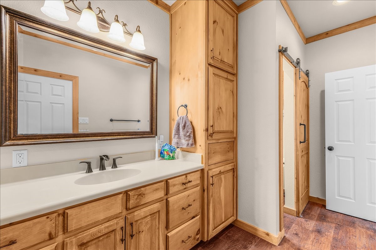 1128 W Lake Drive Weatherford TX 76087