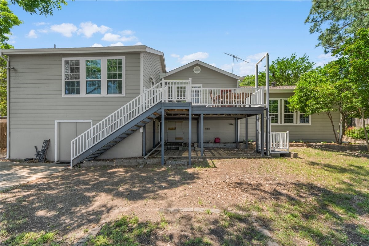 1128 W Lake Drive Weatherford TX 76087