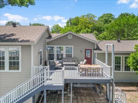 1128 W Lake Drive Weatherford TX 76087