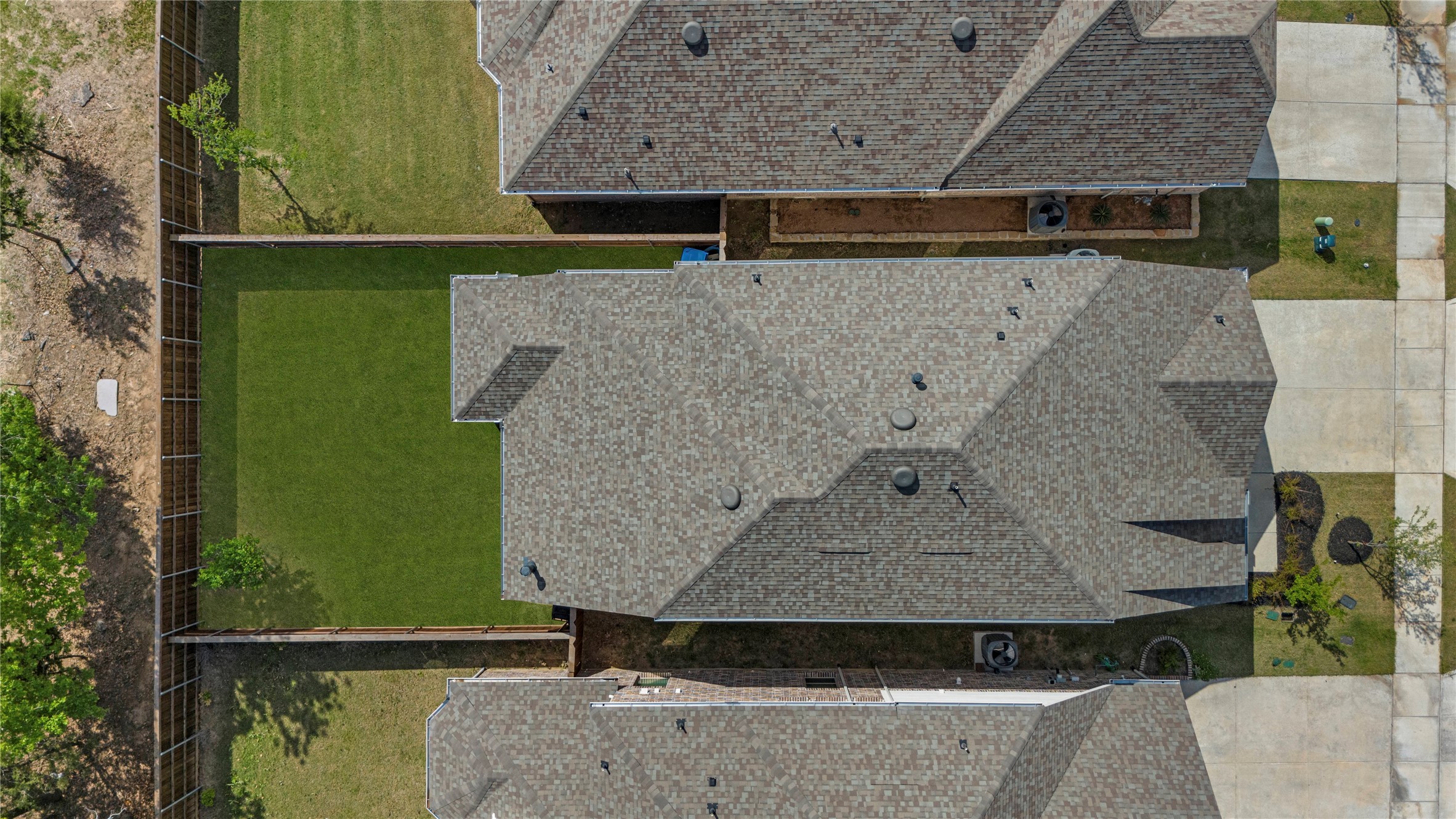 3906 Southbend Drive Denison TX 75020