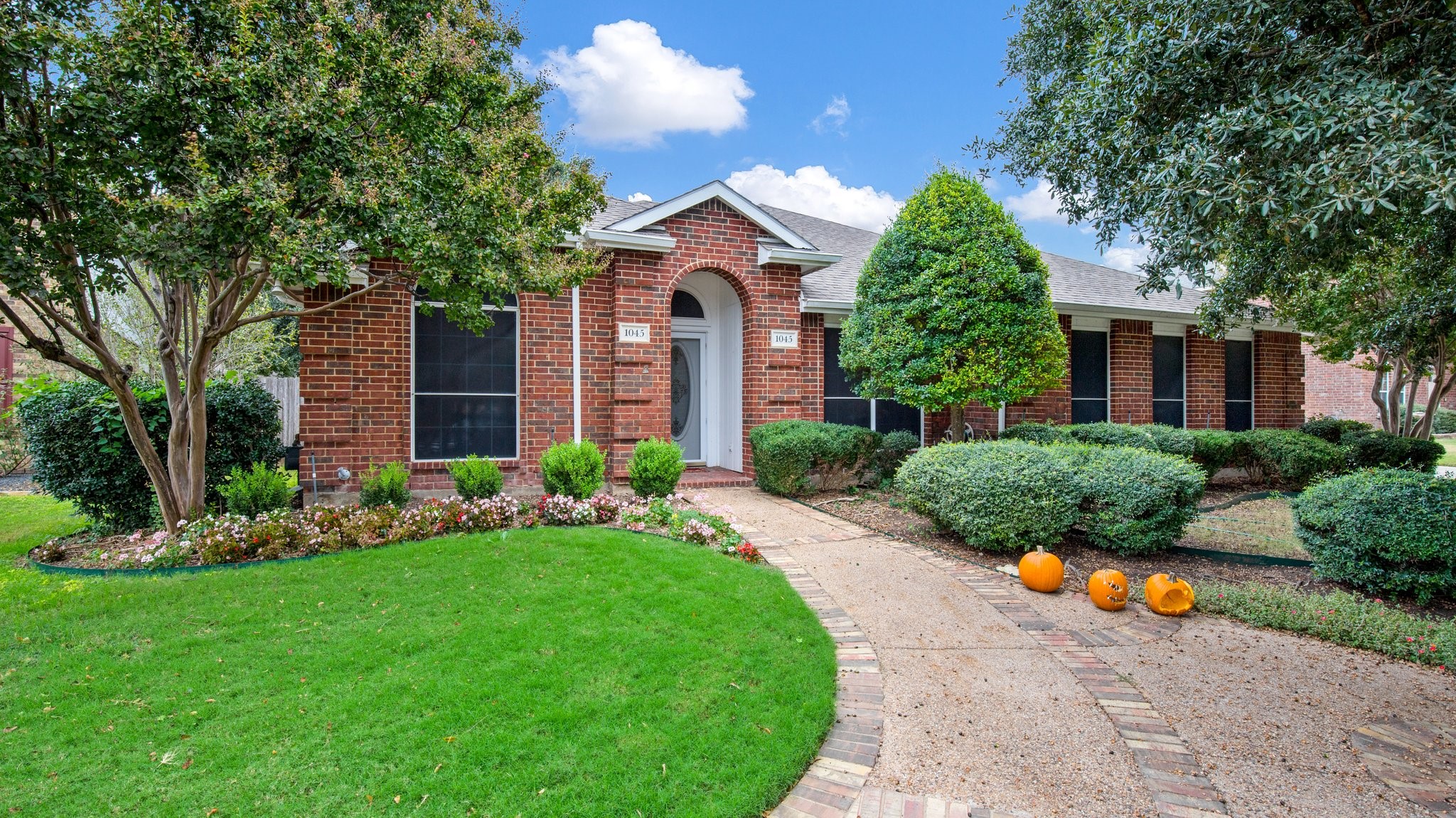 1045 Blueberry Court Crowley TX 76036