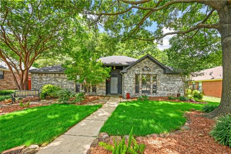 2029 Oakglen Drive Garland TX 75040