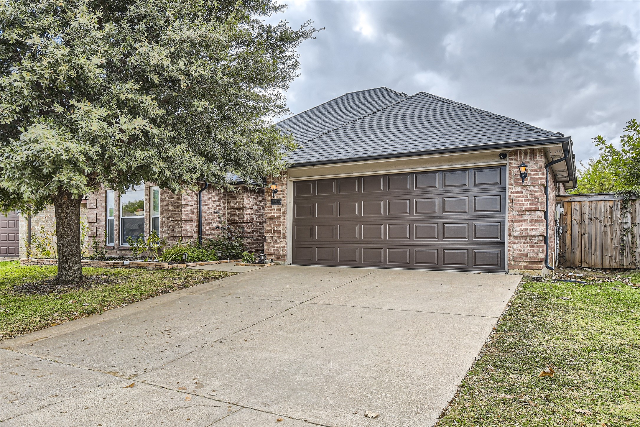 2713 Forest Creek Drive Fort Worth TX 76123