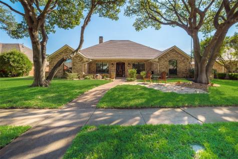 1552 Aylesbury Lane Plano TX 75075