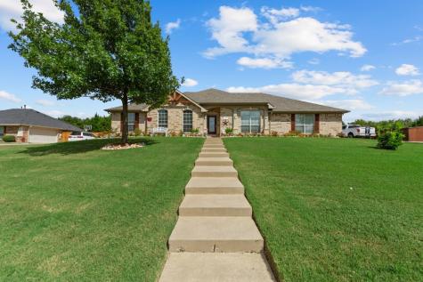 126 Wooded Creek Drive Red Oak TX 75154