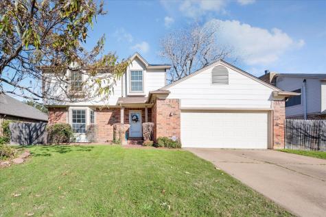 4907 Oak Springs Drive Arlington TX 76016