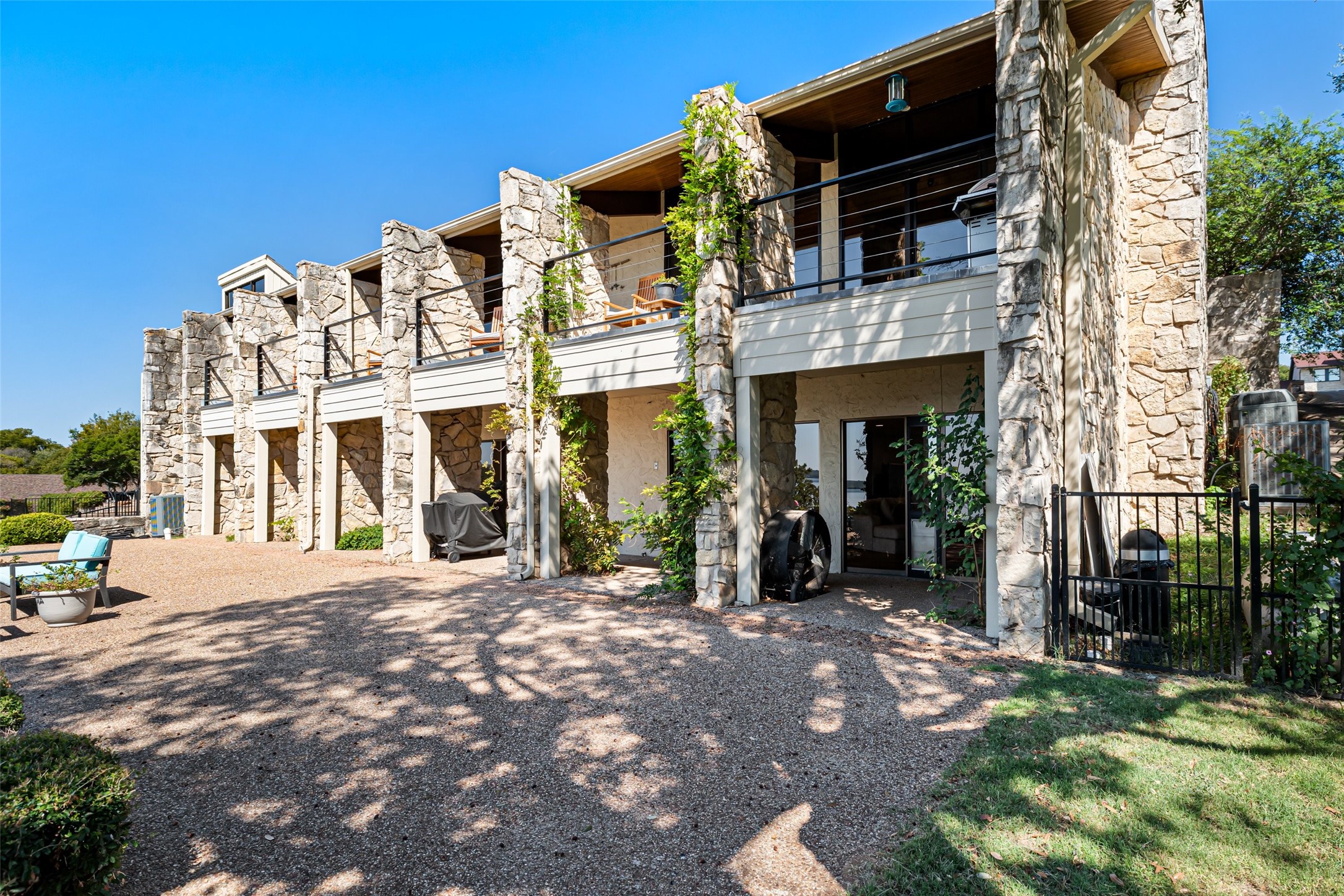4115 Crescent Drive Granbury TX 76049