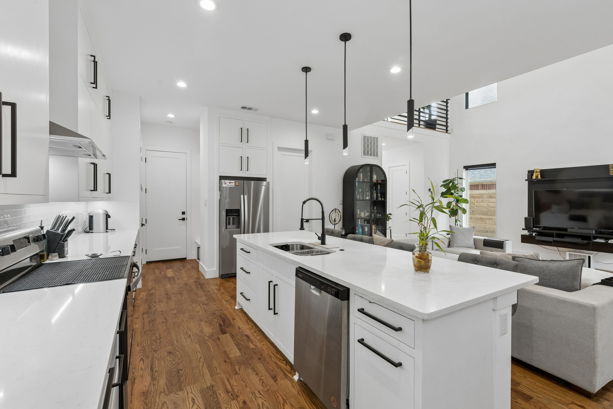 1717 Mcbroom Street Dallas TX 75212