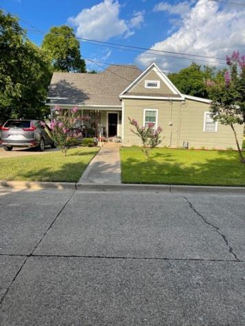 207 N Binkley Street Sherman TX 75092