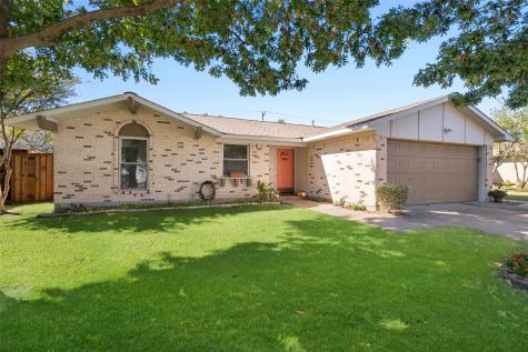 907 Crest Park Drive Garland TX 75042