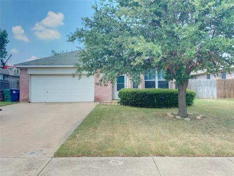 2413 Wildwood Lane Denton TX 76210