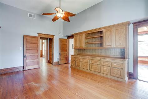 708 S Waco Street Weatherford TX 76086