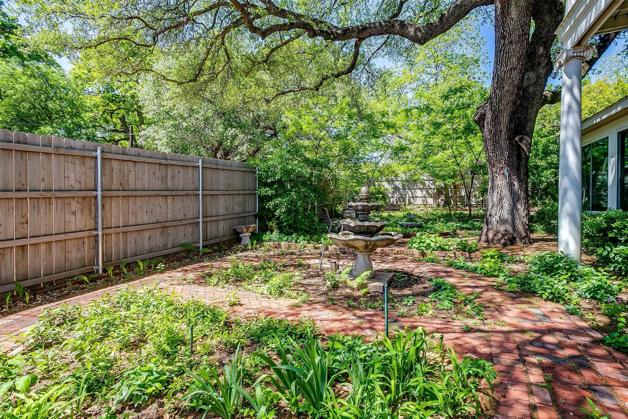 708 S Waco Street Weatherford TX 76086