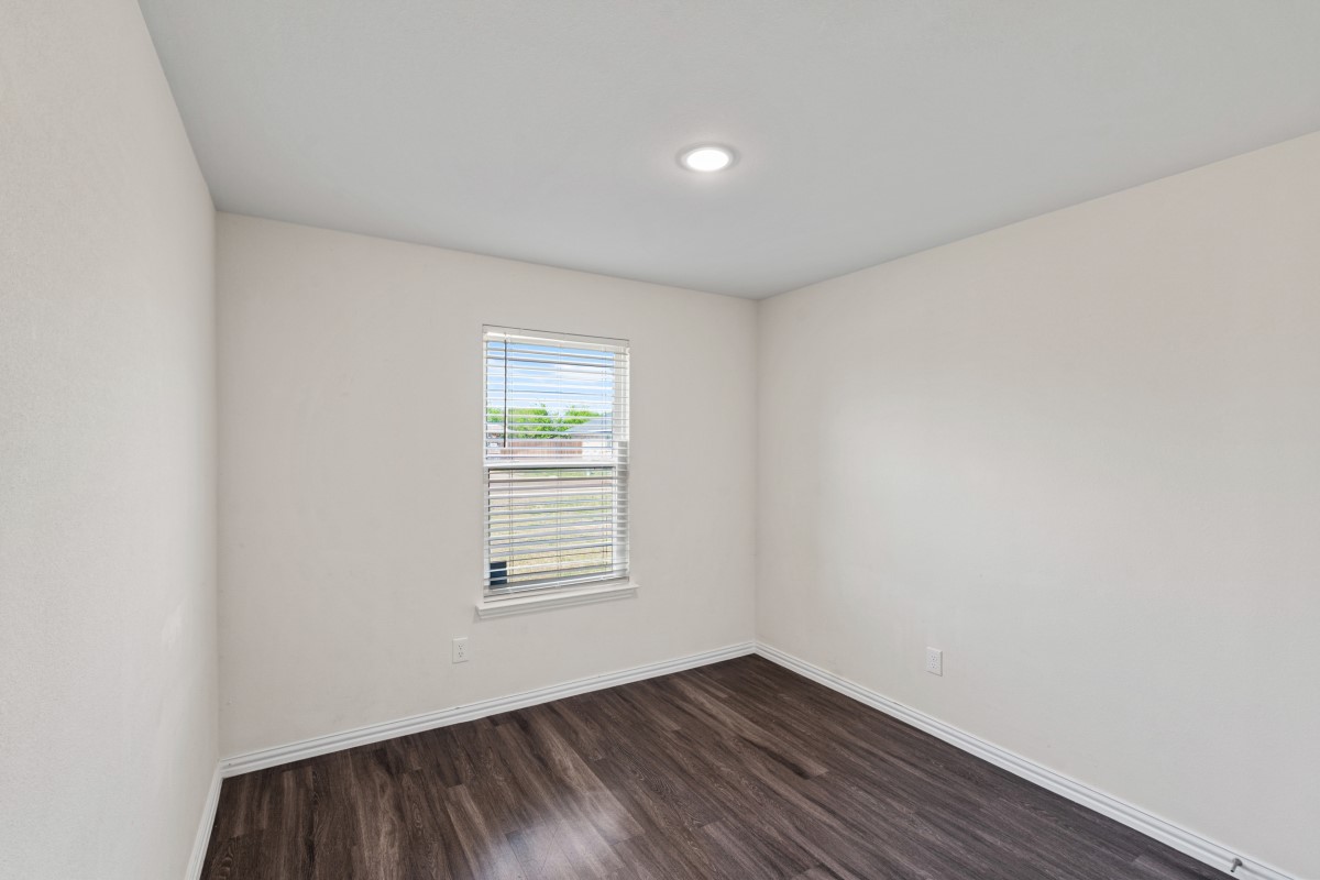 2417 Abigail Lane Mabank TX 75147