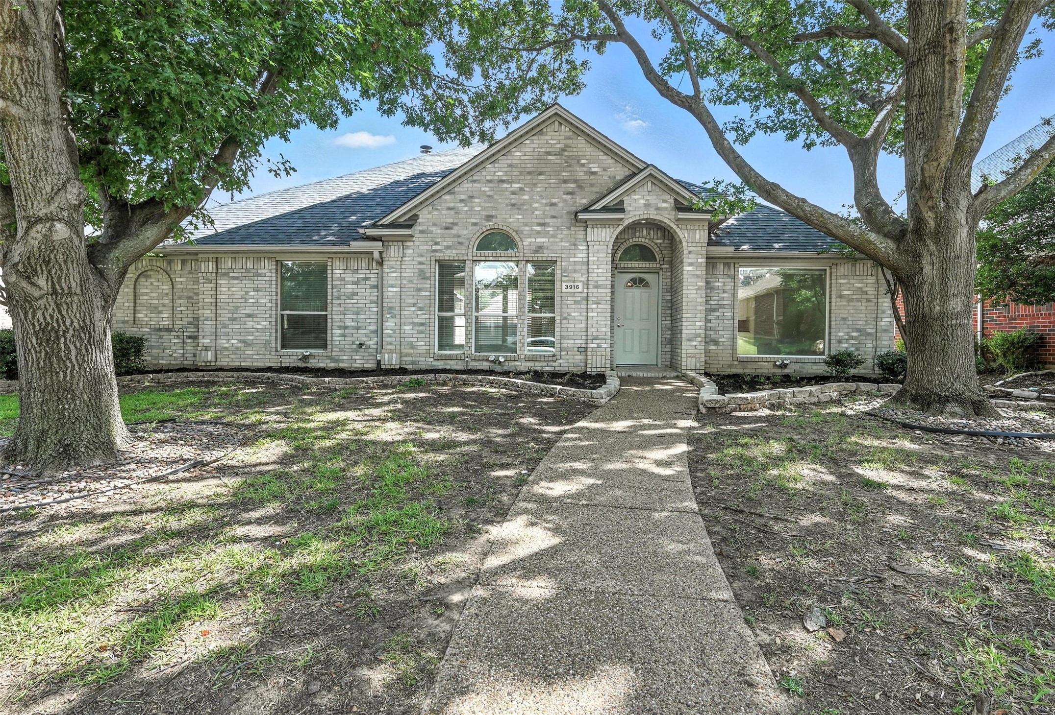3916 Granbury Drive Dallas TX 75287