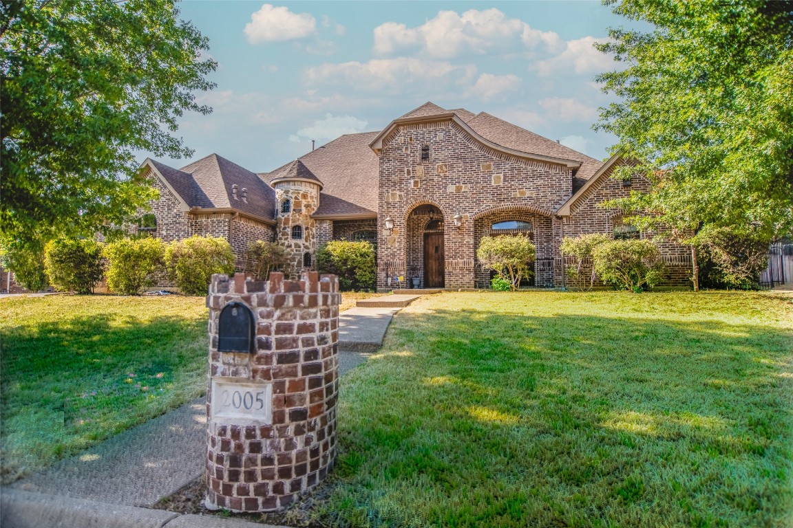 2005 Woodberry Drive Fort Worth TX 76112