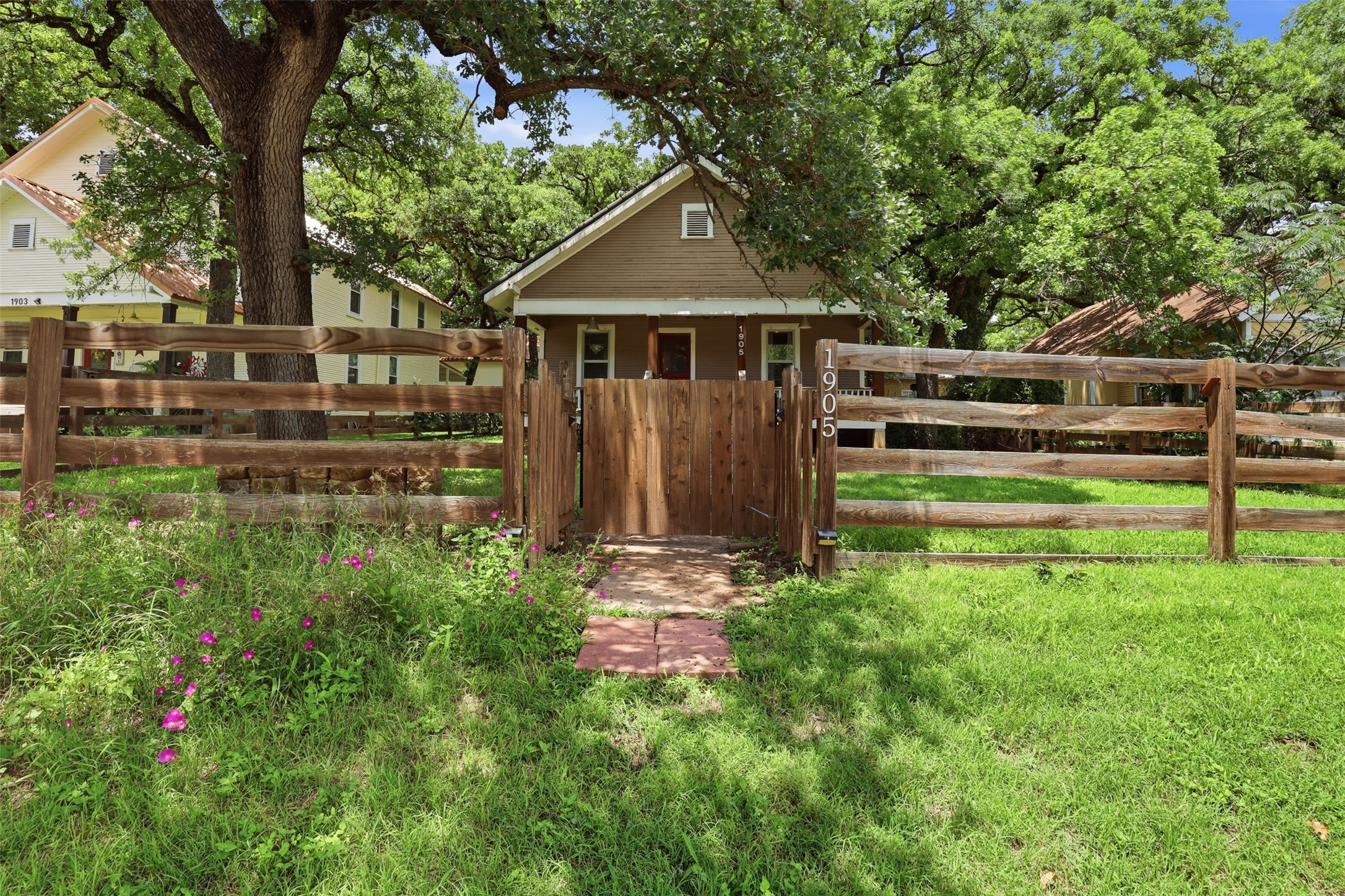 1905 Old Dicey Road Weatherford TX 76085