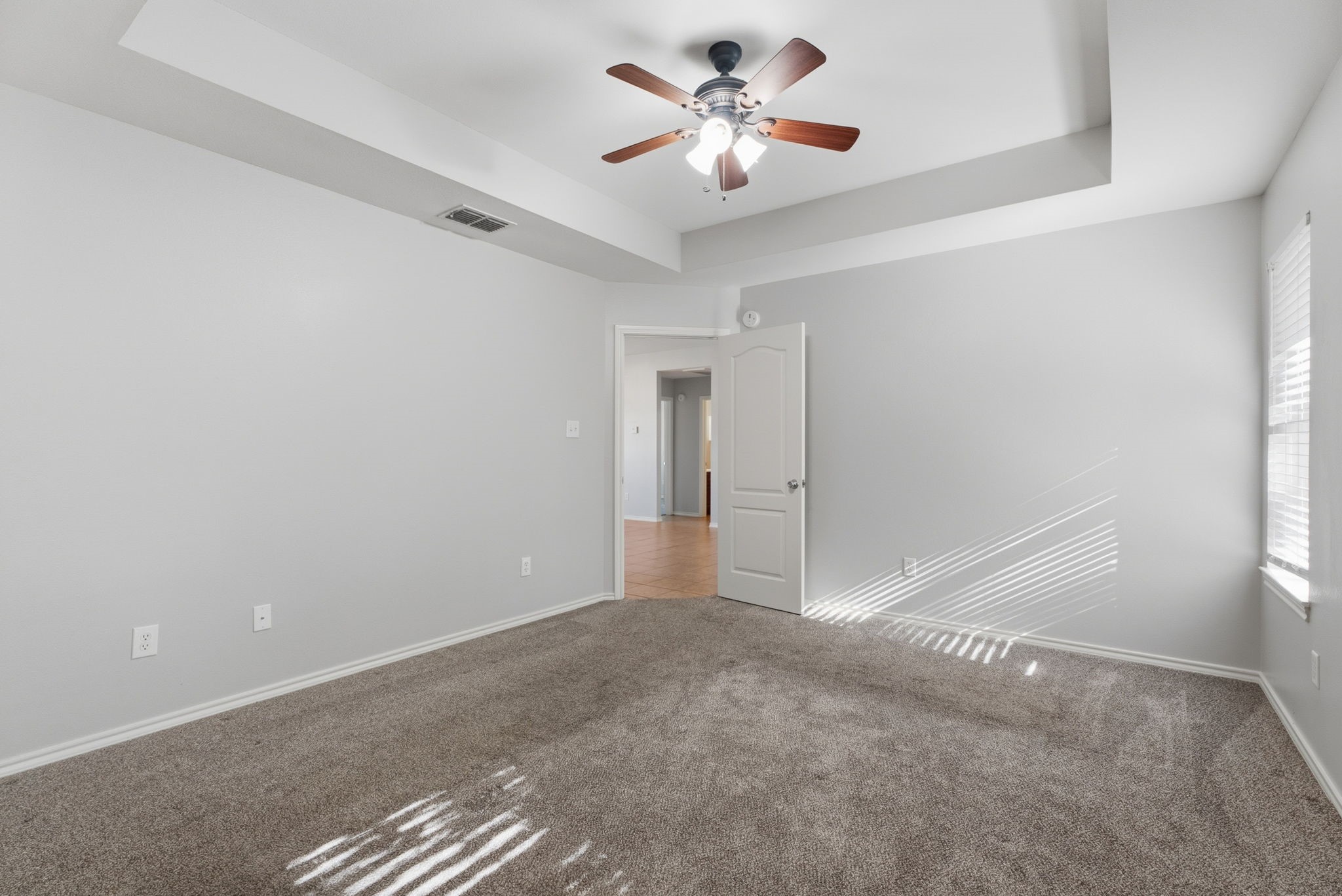 208 Shelley Lindale TX 75771