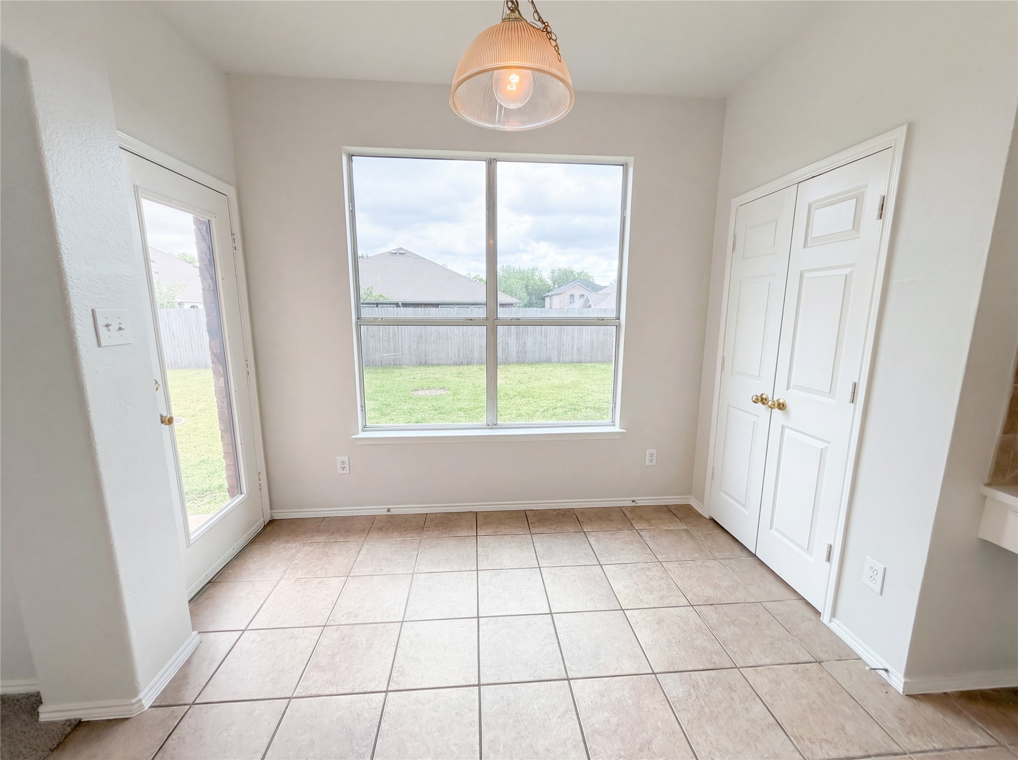 916 Matagorda Lane Desoto TX 75115