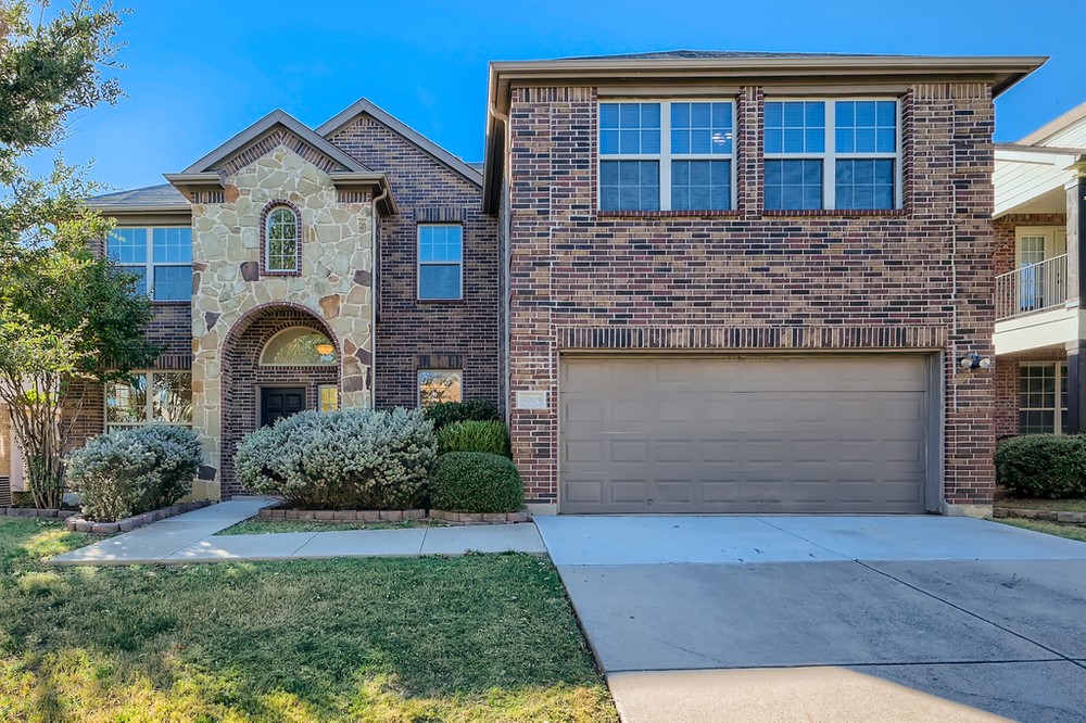 9005 Mcfarland Way Fort Worth TX 76244