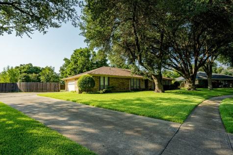 410 Sequoia Drive Garland TX 75041