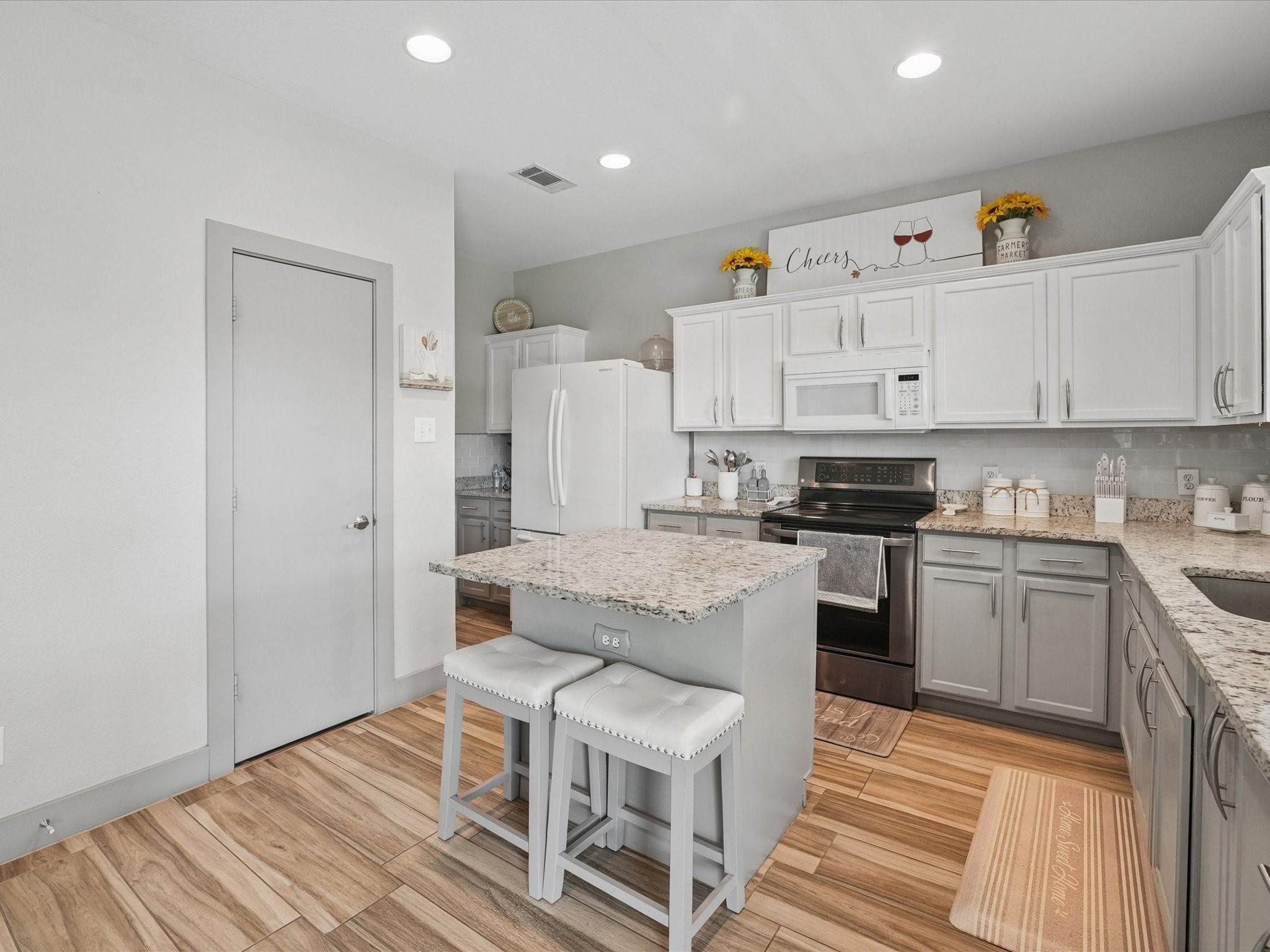 2433 Galemeadow Drive Fort Worth TX 76123