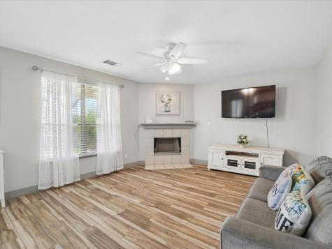 2433 Galemeadow Drive Fort Worth TX 76123