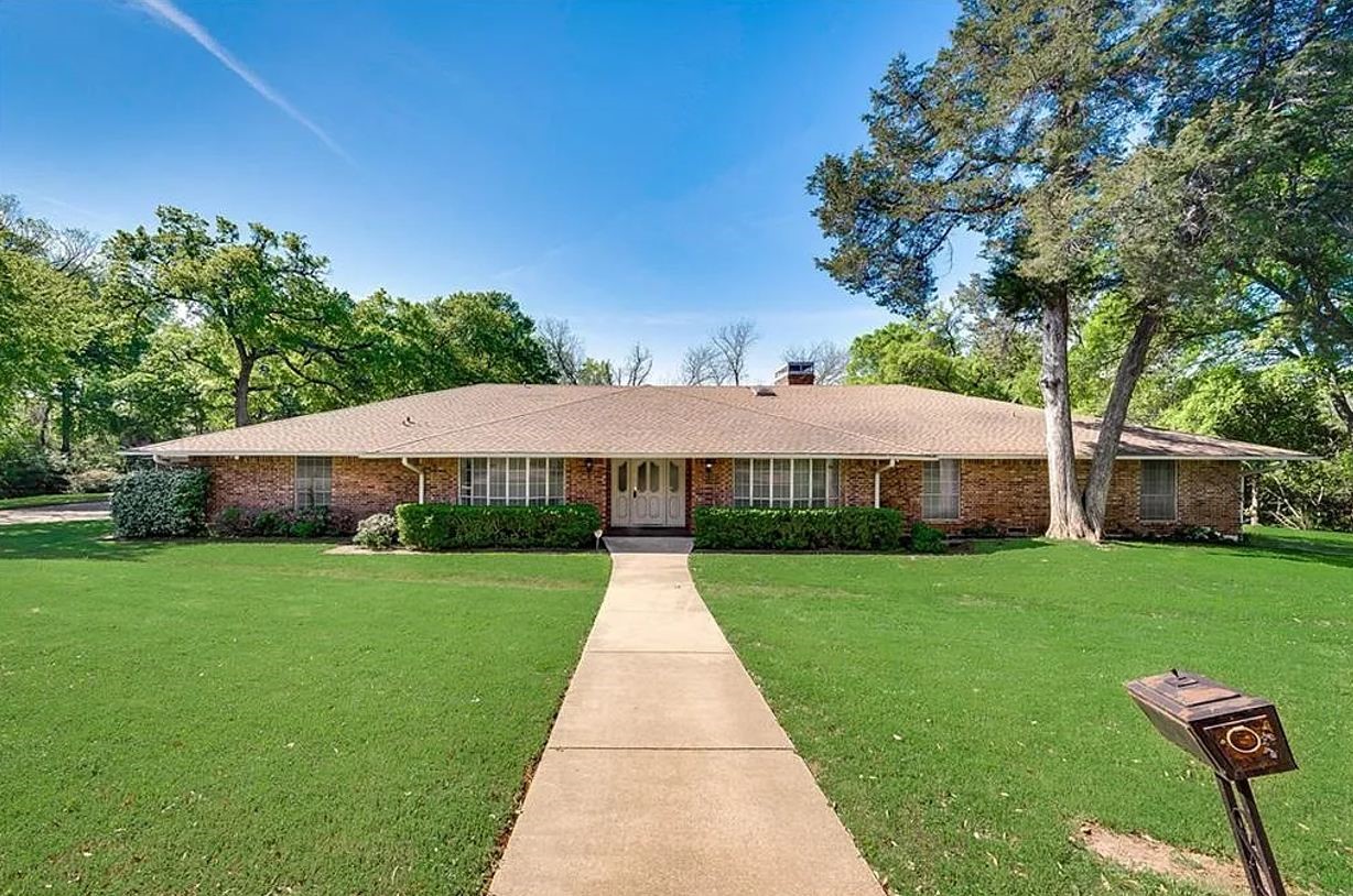 722 E Wheatland Duncanville TX 75116