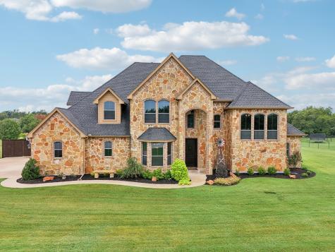 3709 Canyon Pass Trail Burleson TX 76028