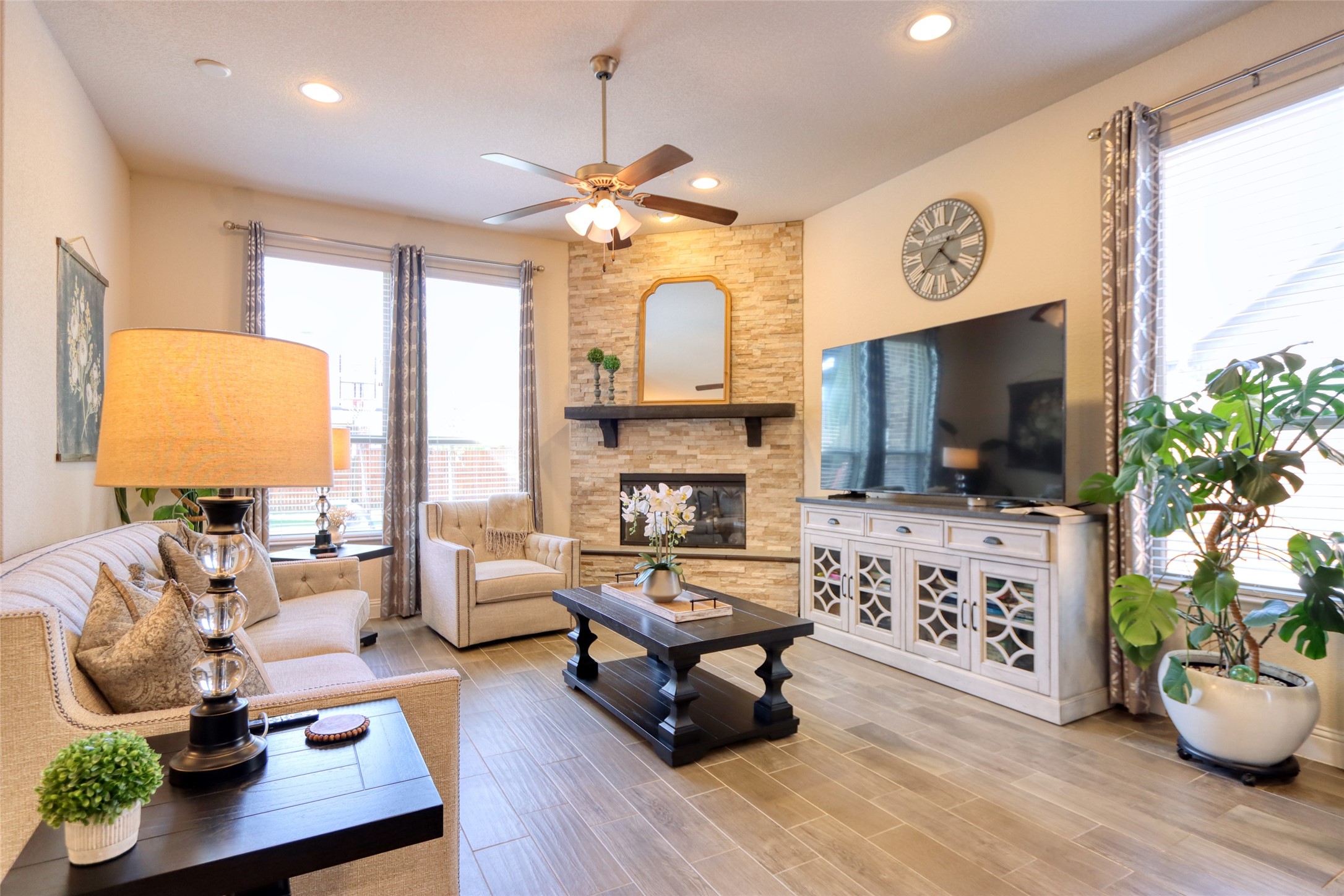 4512 Periwinkle Drive Mansfield TX 76063