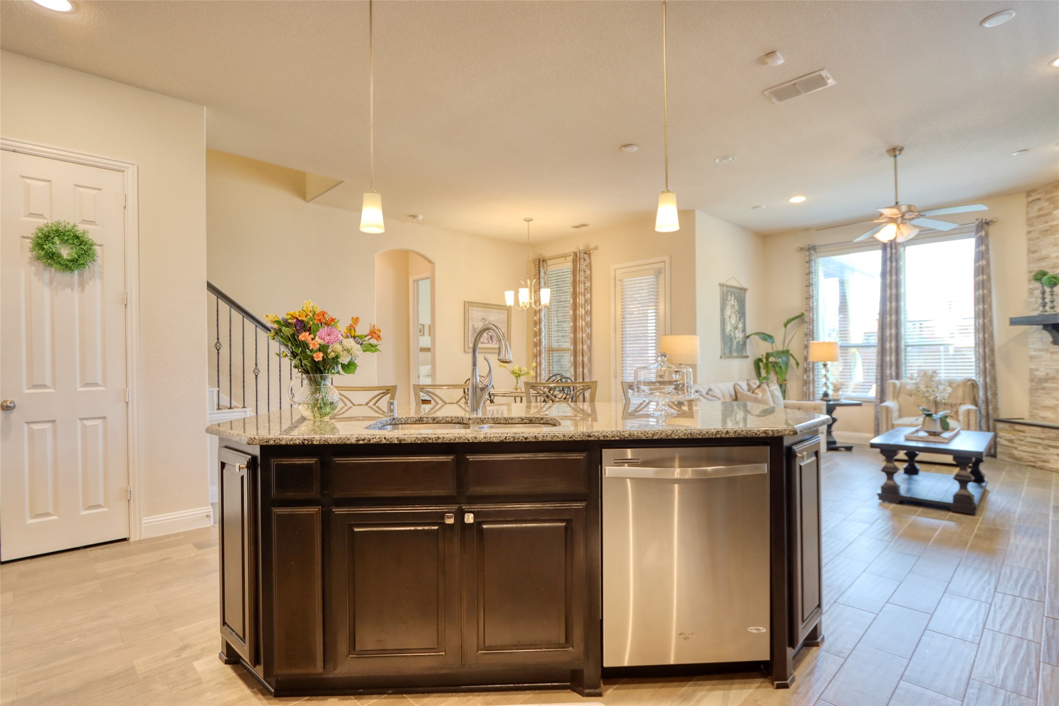 4512 Periwinkle Drive Mansfield TX 76063