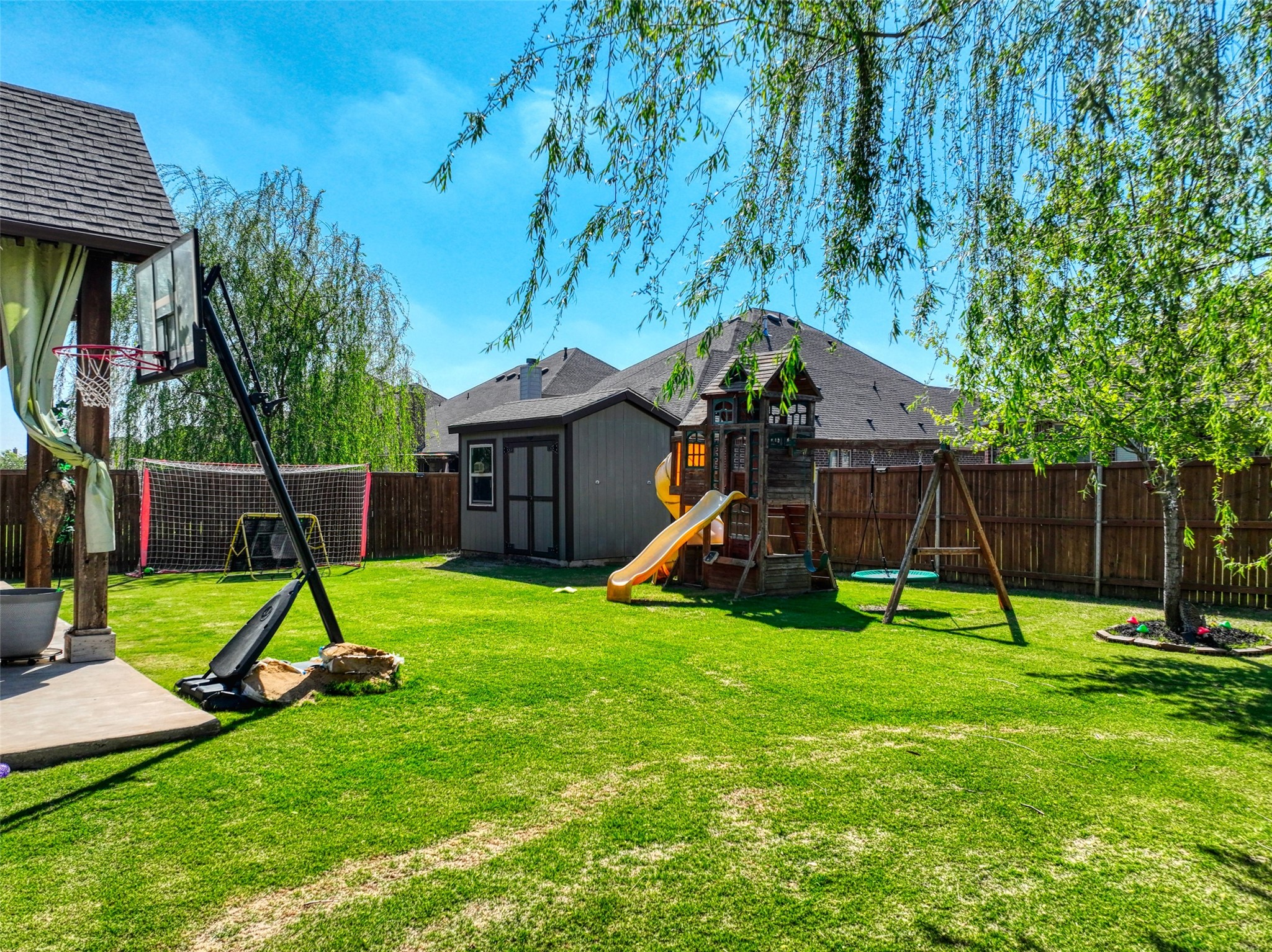 4512 Periwinkle Drive Mansfield TX 76063