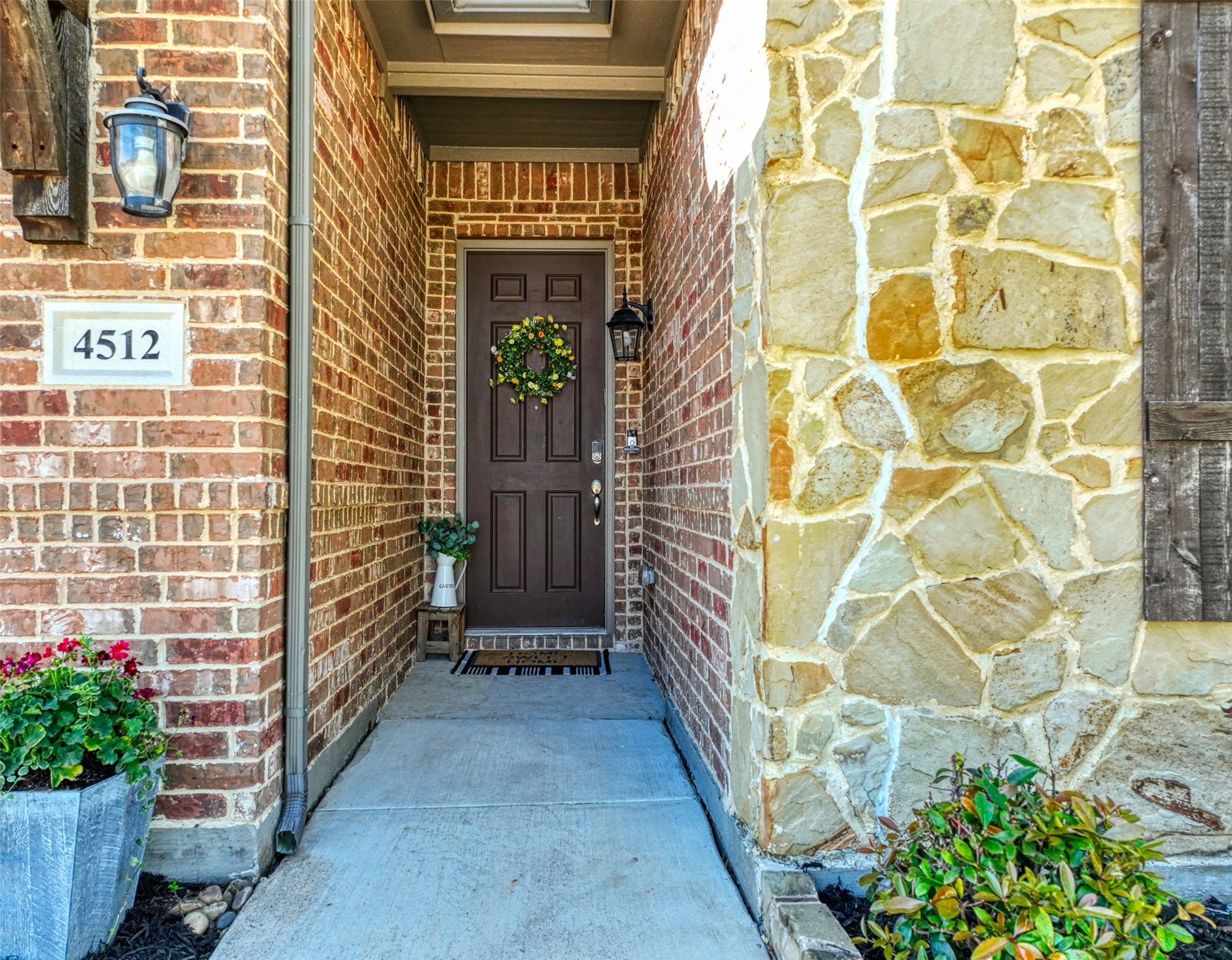 4512 Periwinkle Drive Mansfield TX 76063