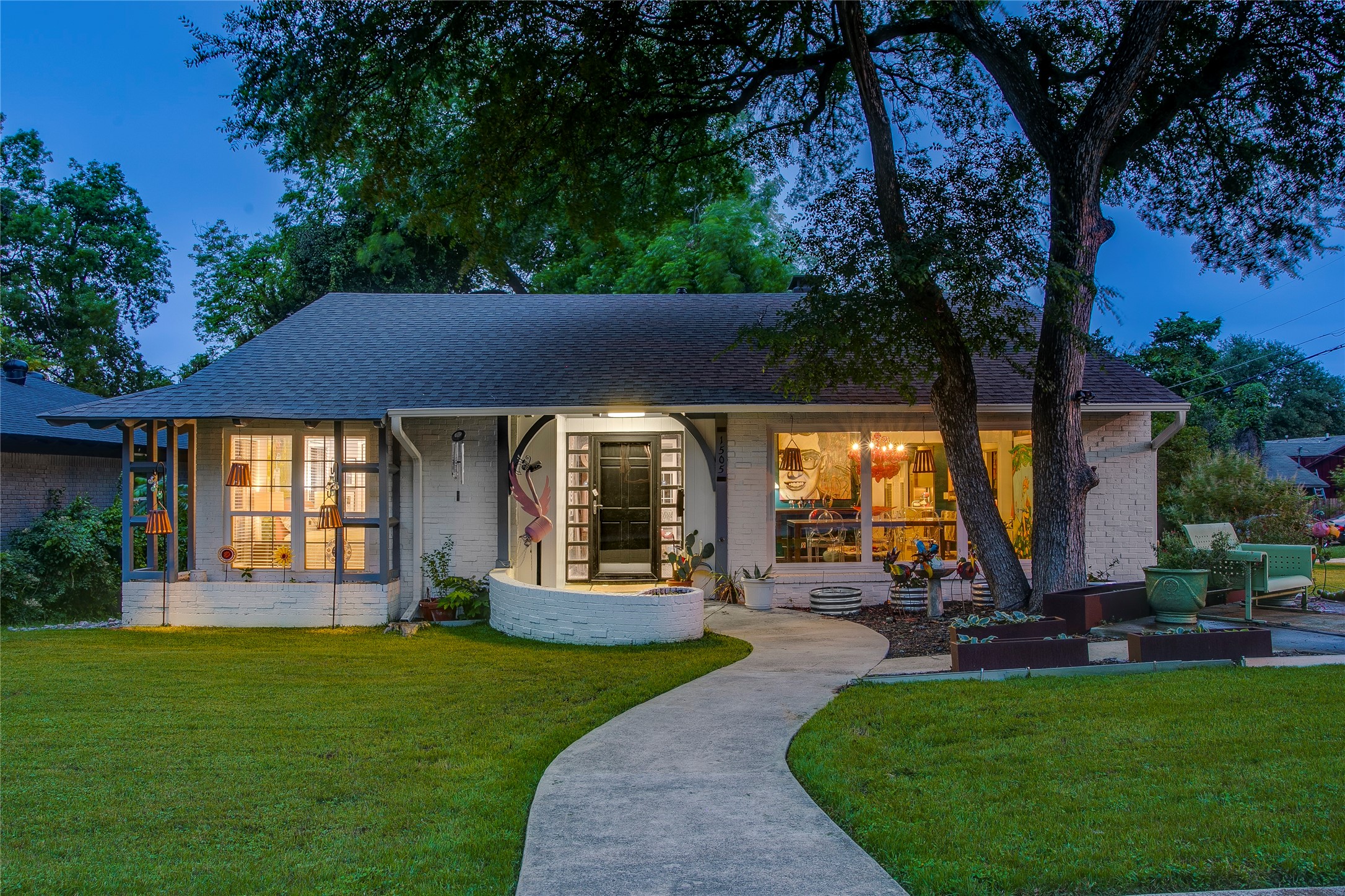 1505 Arizona Avenue Dallas TX 75216