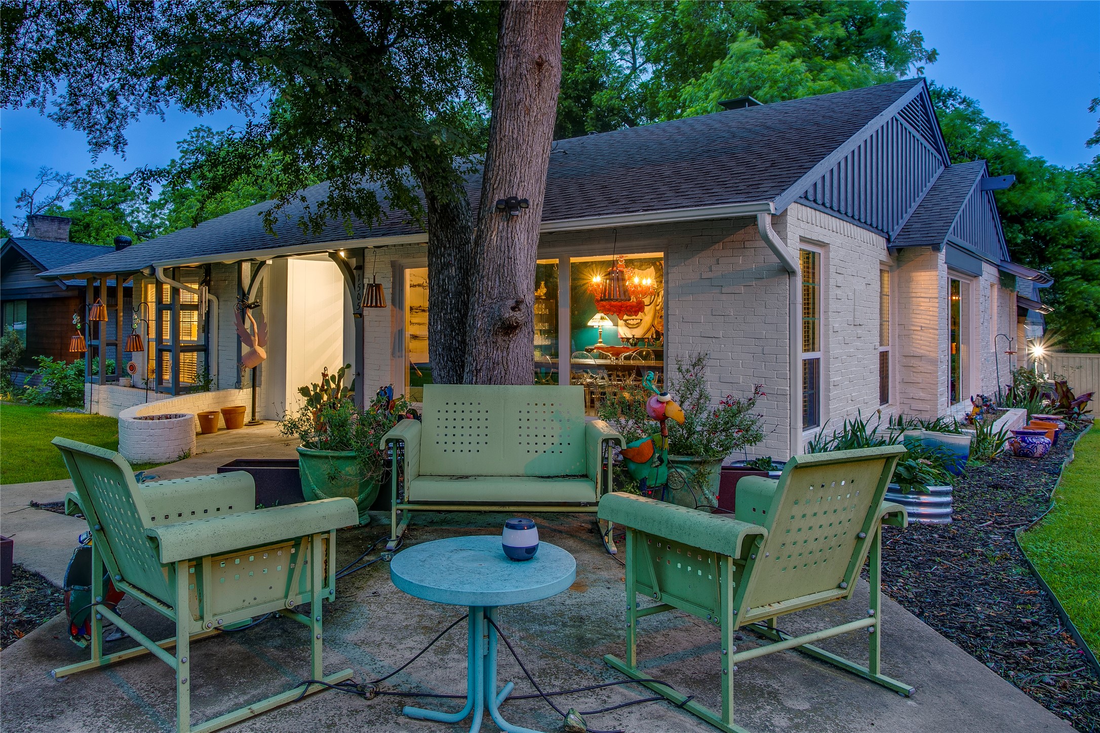 1505 Arizona Avenue Dallas TX 75216