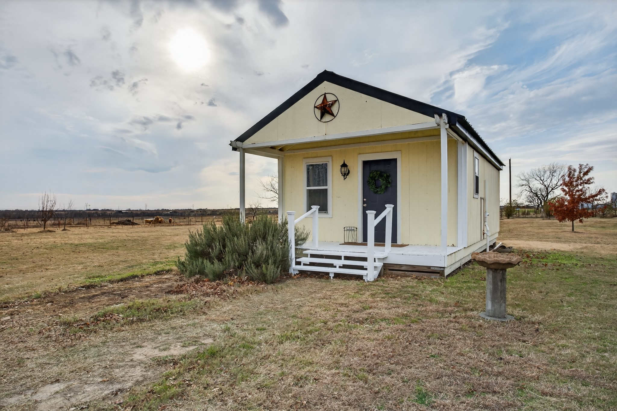 2074 W Fm 922 Valley View TX 76272